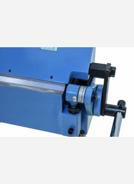 Schwenkbiegemaschine BB 2000 RS mit Rollenschere  él-hajlító gép